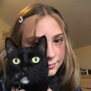 Meet your Posher, Lilly